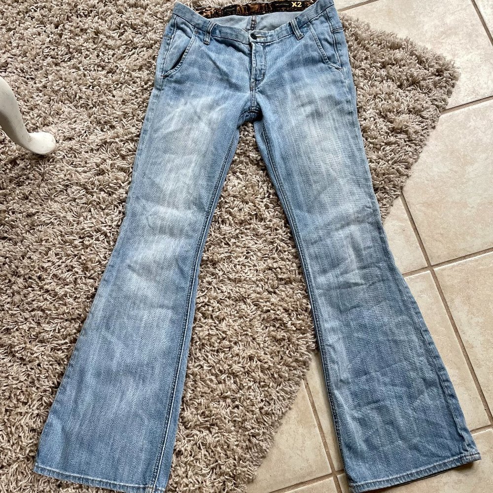 Express Fit and Flare Light Demin Jeans 4 Womens